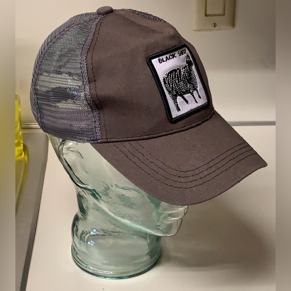 Unisex Adult One Size NOT GOORIN BROS Animal Farm Black Sheep Trucker Cap Hat - Picture 2 of 16